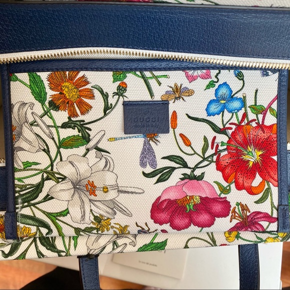 Gucci #550140 Large Linea Canvas Tote - Picture 9 of 16